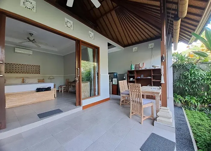 Villa Badra House Bougainvillea *