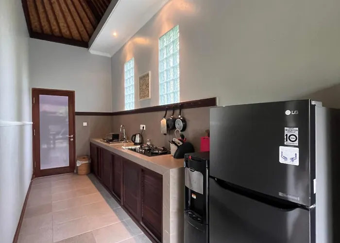 Badra House Bougainvillea Ubud