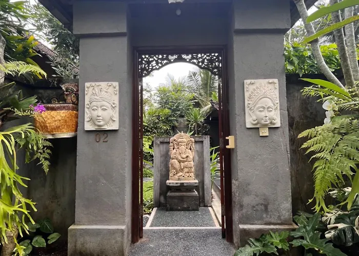 Badra House Bougainvillea Villa Ubud